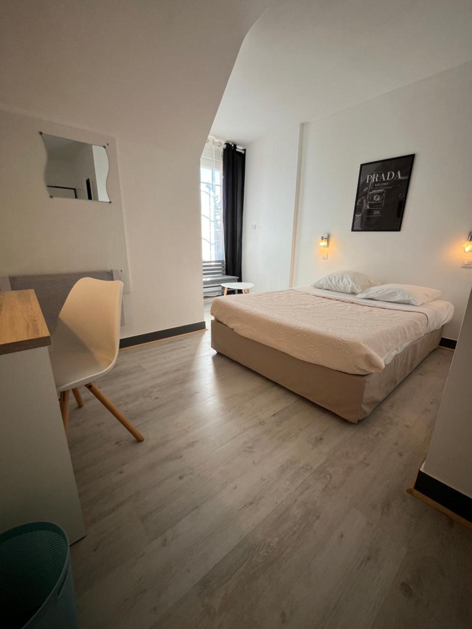 De L'orisse Hotel 2*